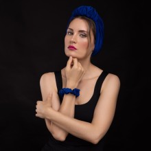 LANA-LATIFA OVEA TURBAN BLEU SAPHIR SATINÉ